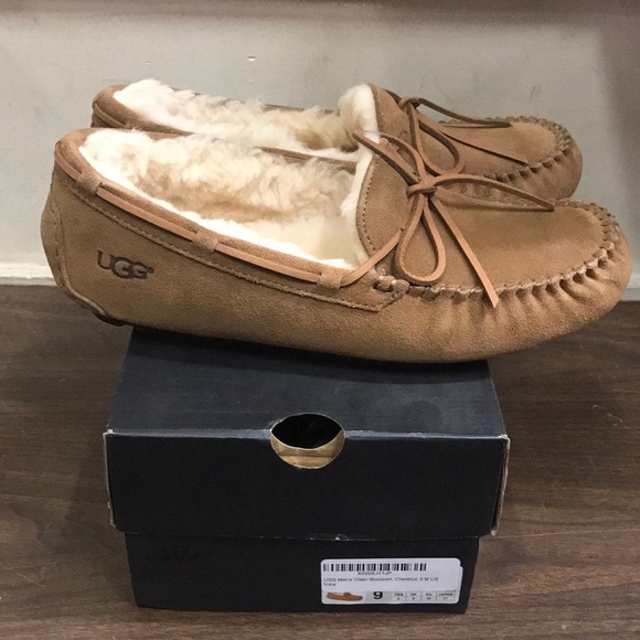 Men's UGG Olsen Moccasin - Picture 2 of 5